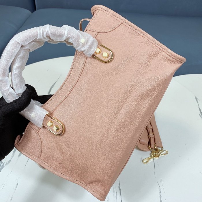 2022SS新作 Balenciaga バレンシアガ レディース ショルダーバックスーパーコピー