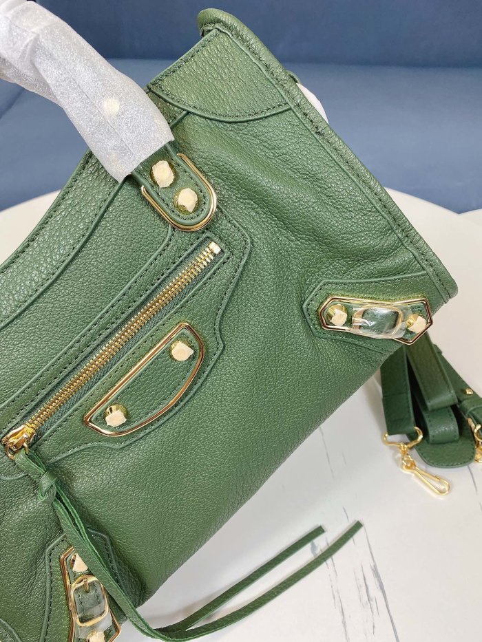 2022SS新作 Balenciaga バレンシアガ レディース ショルダーバックスーパーコピー
