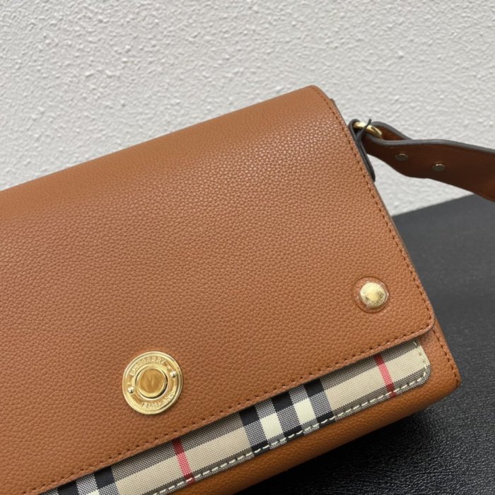 2022SS新作Burberryバーバリー レディース ショルダーバック スーパーコピー