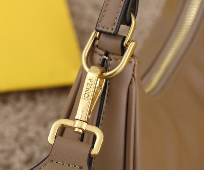 2022SS新作 FENDI フェンディ レディース ハンドバックスーパーコピー