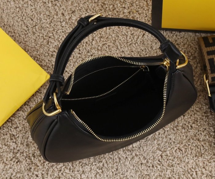 2022SS新作 FENDI フェンディ レディース ハンドバックスーパーコピー