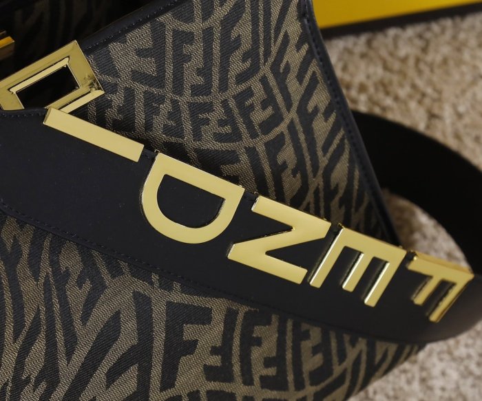 2022SS新作 FENDI フェンディ レディース ハンドバックスーパーコピー