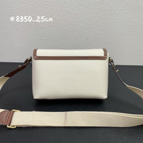 2022SS新作Burberryバーバリー レディース ショルダーバック スーパーコピー