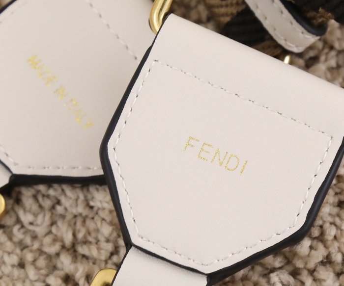2022SS新作 FENDI フェンディ レディース ハンドバックスーパーコピー