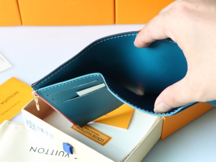 2022SSルイヴィトン LOUIS VUITTON 新作通販 短財布スーパーコピー