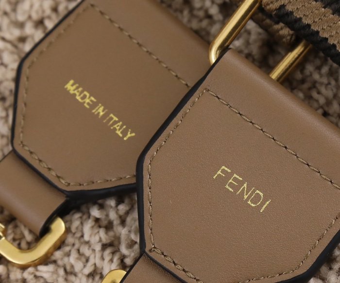 2022SS新作 FENDI フェンディ レディース ハンドバックスーパーコピー