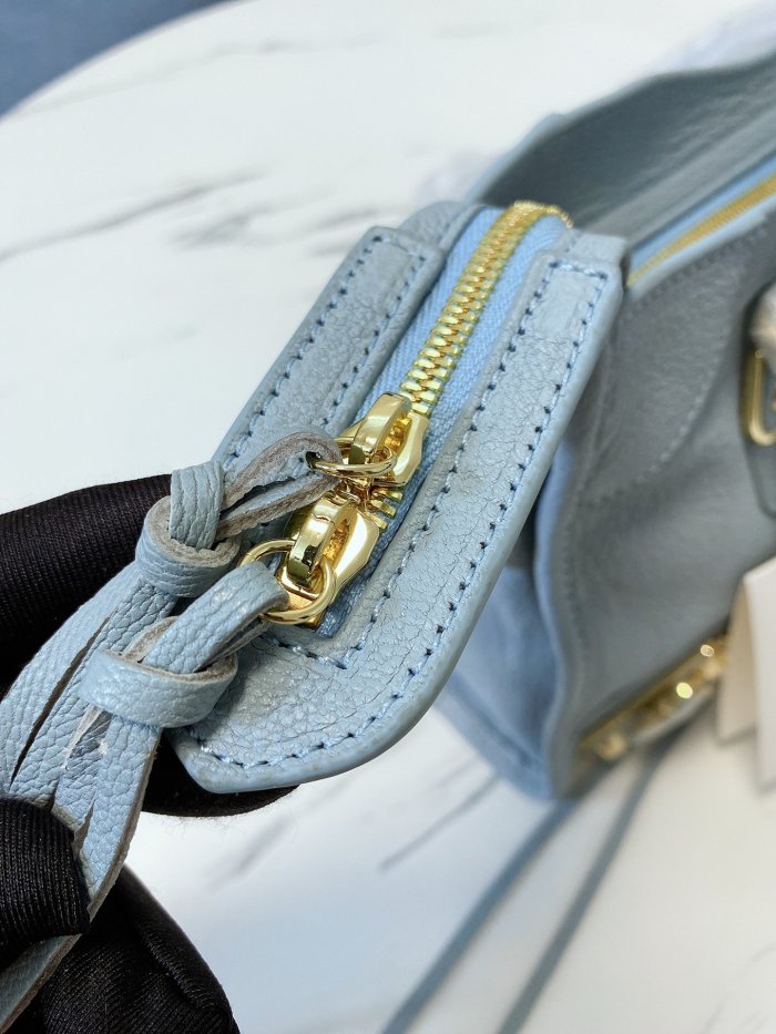 2022SS新作 Balenciaga バレンシアガ レディース ショルダーバックスーパーコピー