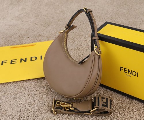 2022SS新作 FENDI フェンディ レディース ハンドバックスーパーコピー
