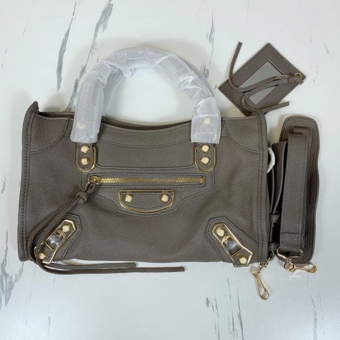 2022SS新作 Balenciaga バレンシアガ レディース ショルダーバックスーパーコピー