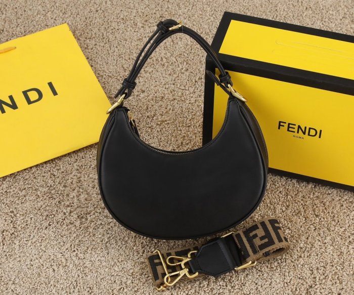 2022SS新作 FENDI フェンディ レディース ハンドバックスーパーコピー