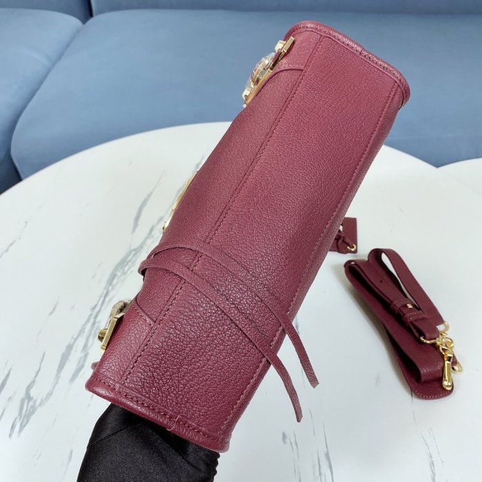 2022SS新作 Balenciaga バレンシアガ レディース ショルダーバックスーパーコピー