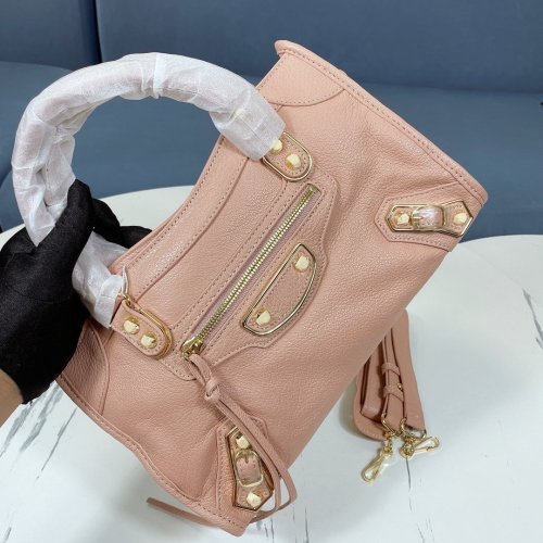 2022SS新作 Balenciaga バレンシアガ レディース ショルダーバックスーパーコピー
