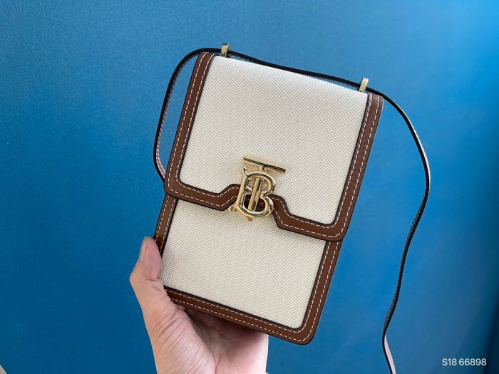 202201SS新作Burberryバーバリー レディース ショルダーバック スーパーコピー