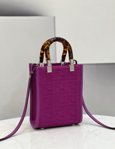 202201SS新作 FENDI フェンディ レディース ショルダーバックスーパーコピー