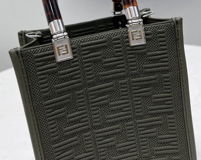 202201SS新作 FENDI フェンディ レディース ショルダーバックスーパーコピー