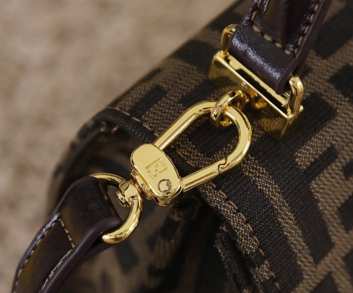 202201SS新作 FENDI フェンディ レディース ショルダーバックスーパーコピー