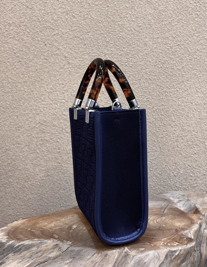 202201SS新作 FENDI フェンディ レディース ショルダーバックスーパーコピー
