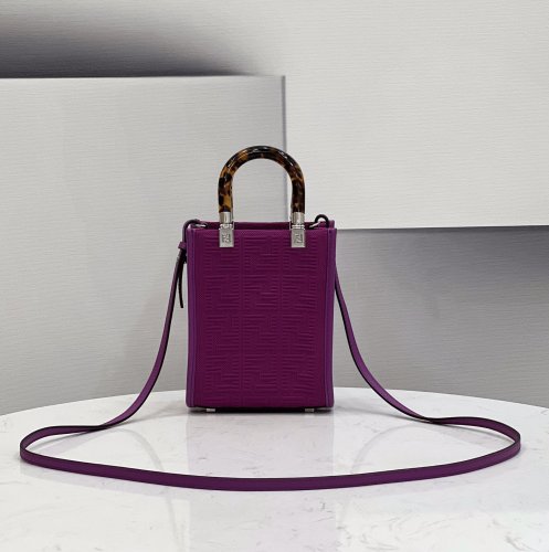 202201SS新作 FENDI フェンディ レディース ショルダーバックスーパーコピー