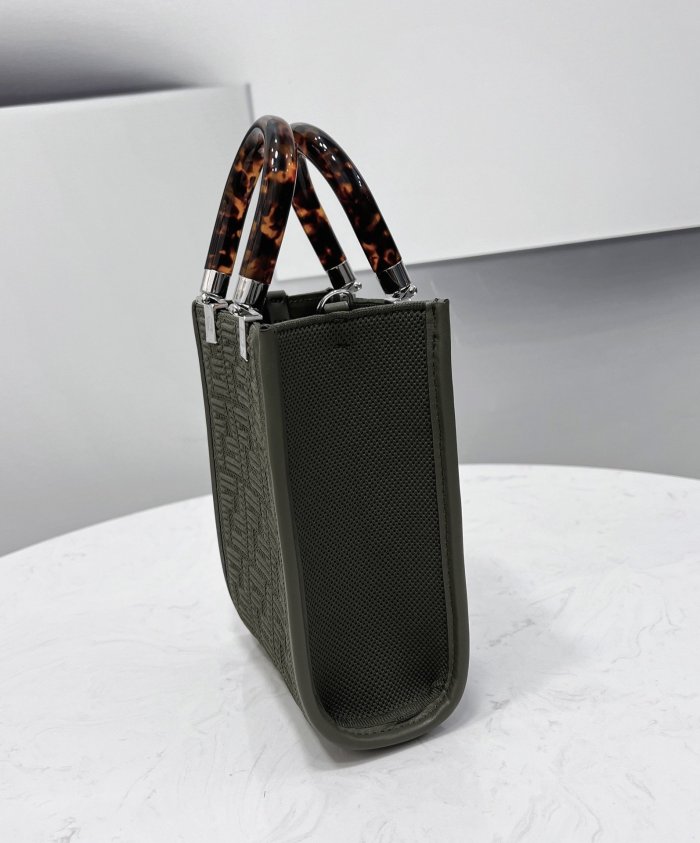 202201SS新作 FENDI フェンディ レディース ショルダーバックスーパーコピー