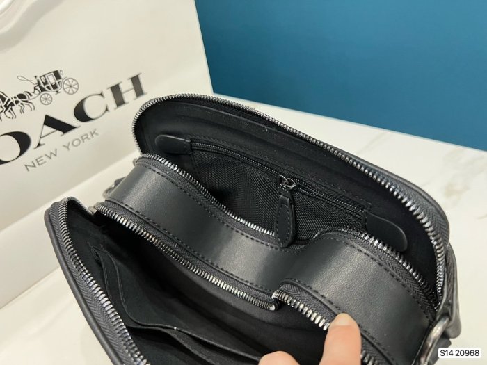 202201SS新作 Coach コーチ メンズ ショルダーバッグ スーパーコピー