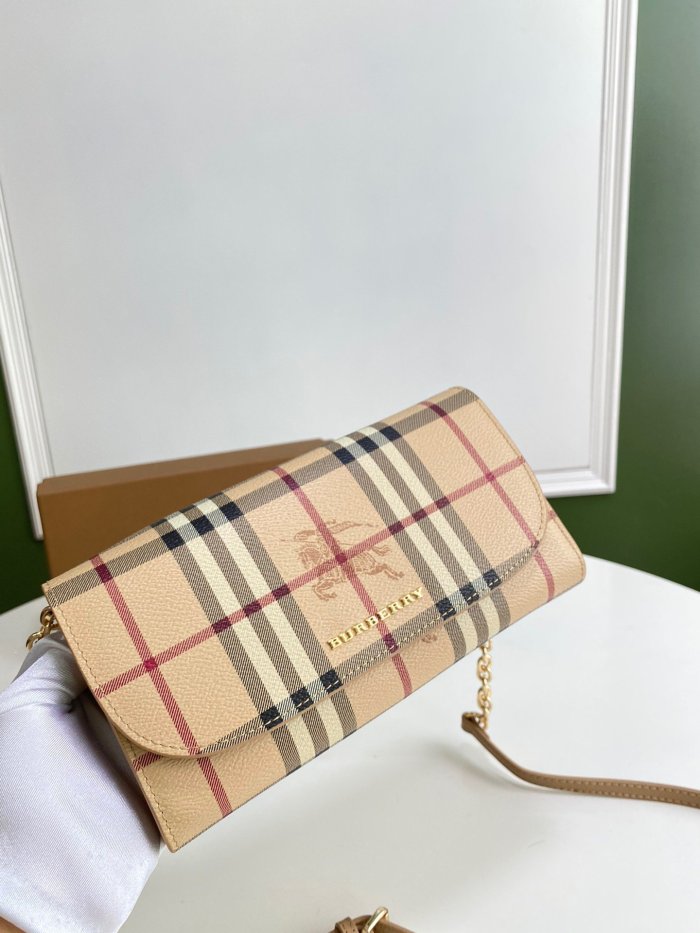 202201SS新作Burberryバーバリー レディース ショルダーバック スーパーコピー