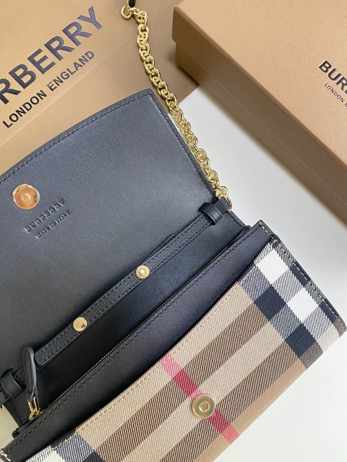 202201SS新作Burberryバーバリー レディース ショルダーバック スーパーコピー