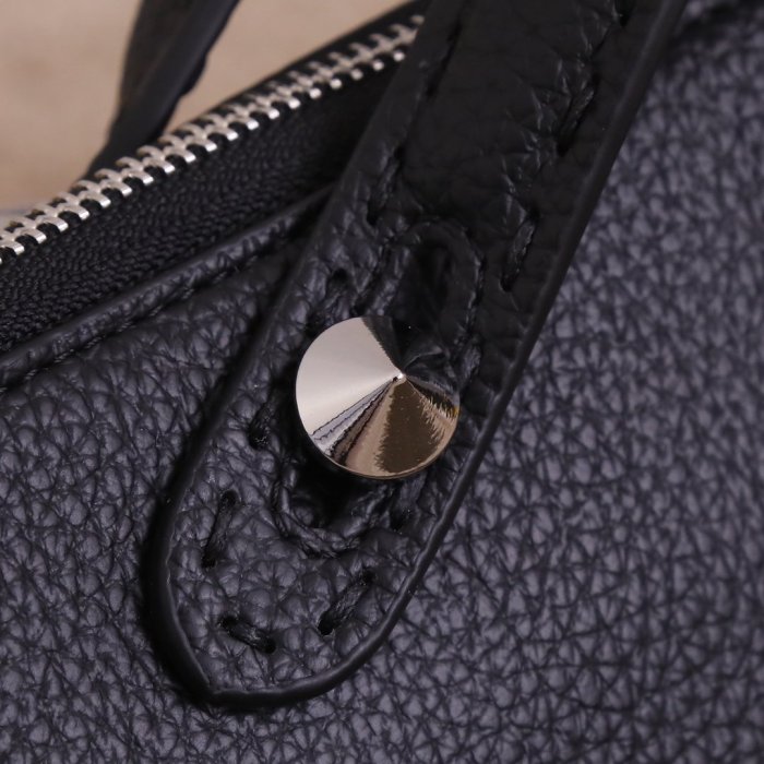 202201SS新作 FENDI フェンディ レディース ショルダーバックスーパーコピー