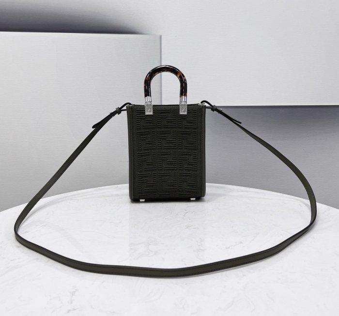 202201SS新作 FENDI フェンディ レディース ショルダーバックスーパーコピー