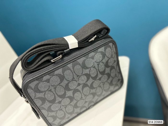 202201SS新作 Coach コーチ メンズ ショルダーバッグ スーパーコピー