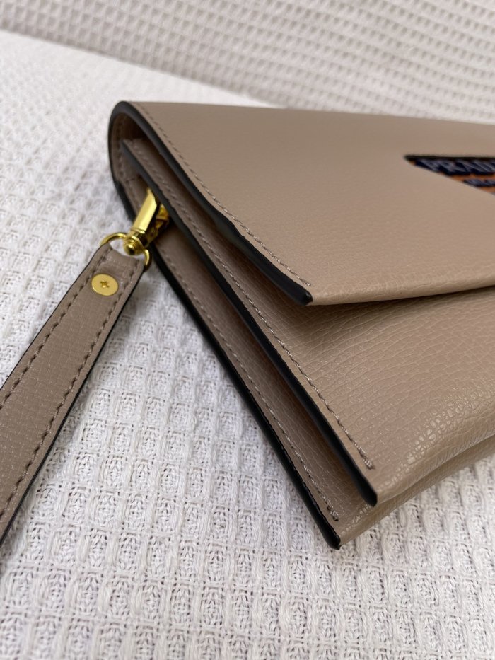 202201SS新作 Prada プラダ レディース ショルダーバックスーパーコピー