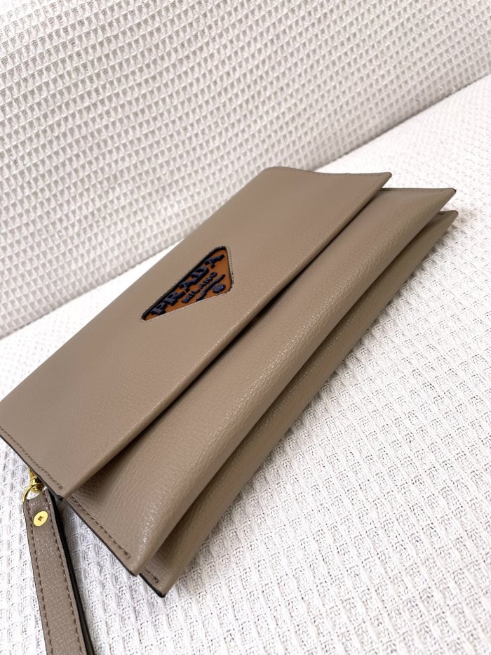 202201SS新作 Prada プラダ レディース ショルダーバックスーパーコピー