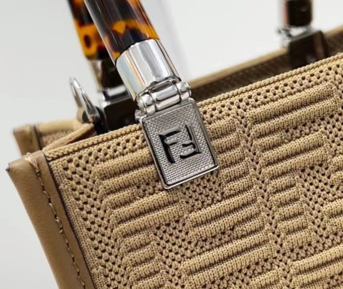 202201SS新作 FENDI フェンディ レディース ショルダーバックスーパーコピー