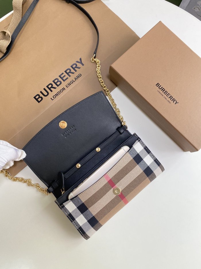 202201SS新作Burberryバーバリー レディース ショルダーバック スーパーコピー