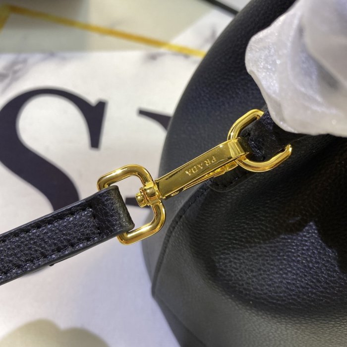 202201SS新作 Prada プラダ レディース ショルダーバックスーパーコピー