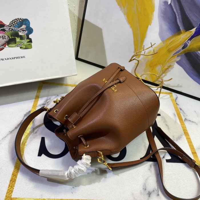 202201SS新作 Prada プラダ レディース ショルダーバックスーパーコピー