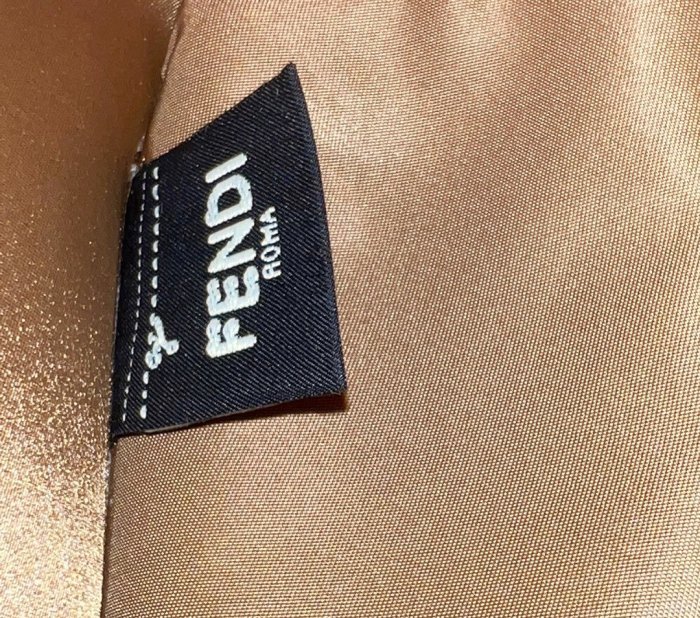 202201SS新作 FENDI フェンディ レディース ショルダーバックスーパーコピー