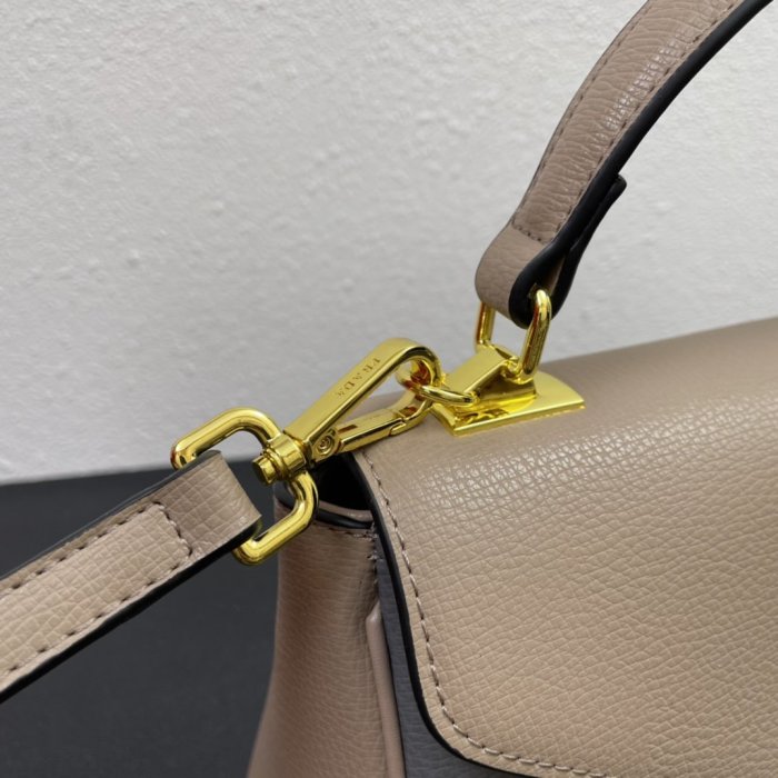 202201SS新作 Prada プラダ レディース ショルダーバックスーパーコピー