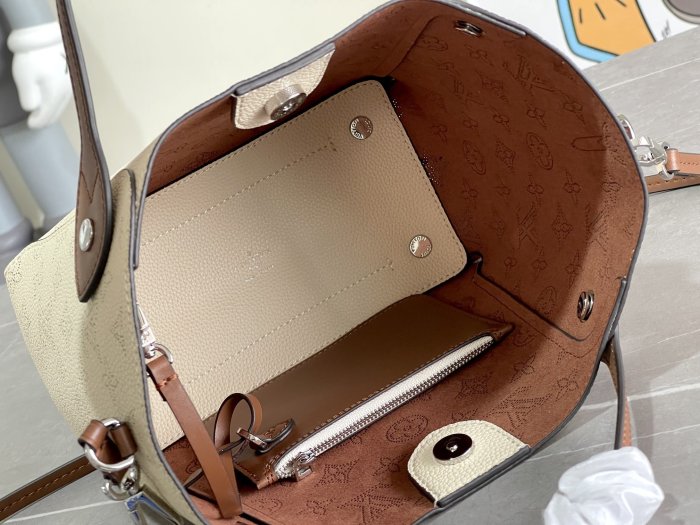 202201SS新作 Louis Vuitton ルイヴィトン レディース ショルダーバックスーパーコピー