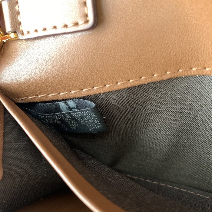 202201SS フェンディ FENDI 新作通販 長財布 スーパーコピー