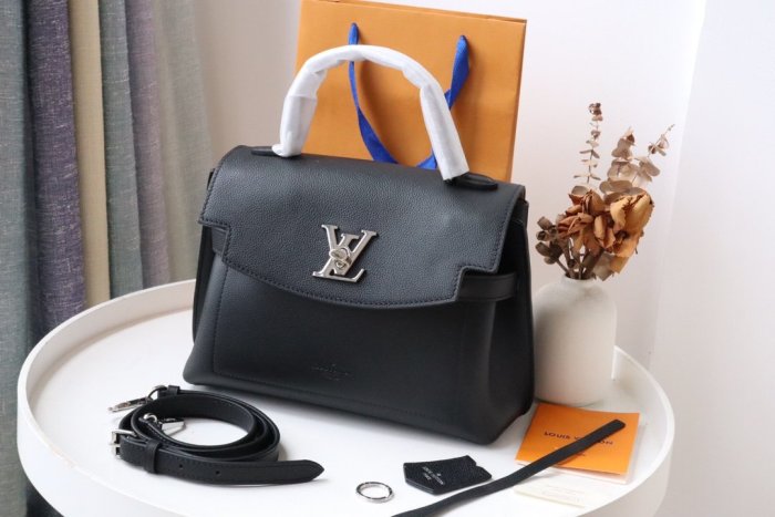 202201SS新作 Louis Vuitton ルイヴィトン レディース ショルダーバックスーパーコピー