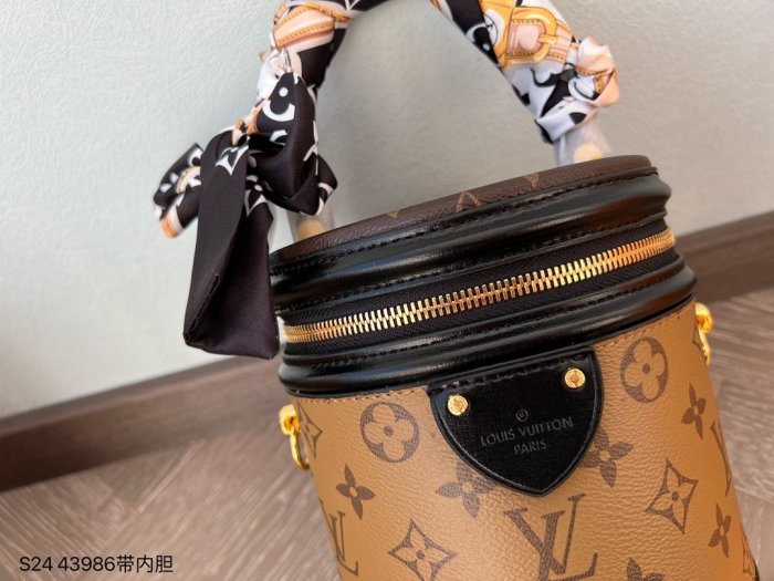 202201SS新作 Louis Vuitton ルイヴィトン レディース ショルダーバックスーパーコピー