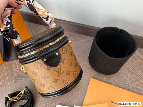 202201SS新作 Louis Vuitton ルイヴィトン レディース ショルダーバックスーパーコピー