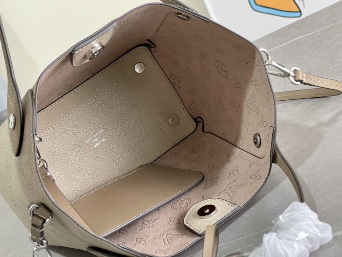 202201SS新作 Louis Vuitton ルイヴィトン レディース ショルダーバックスーパーコピー