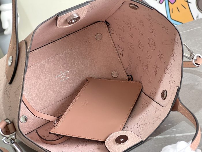 202201SS新作 Louis Vuitton ルイヴィトン レディース ショルダーバックスーパーコピー
