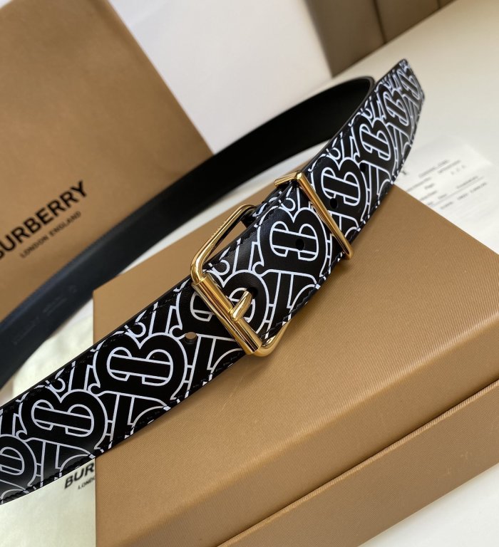 202201SS新作Burberryバーバリーベルトスーパーコピー