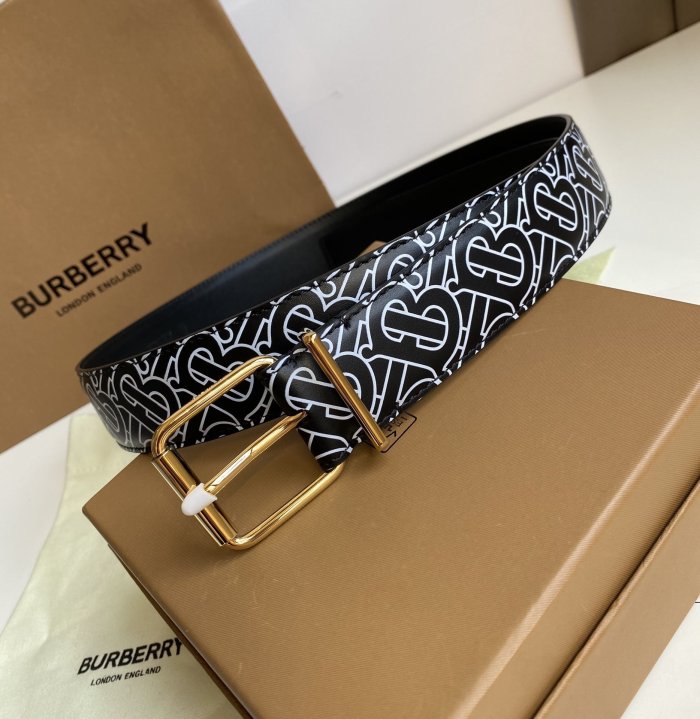 202201SS新作Burberryバーバリーベルトスーパーコピー