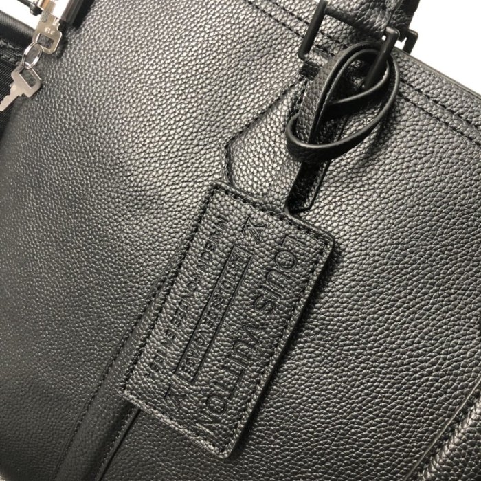 202201SS新作 Louis Vuitton ルイヴィトンメンズ ショルダーバッグスーパーコピー