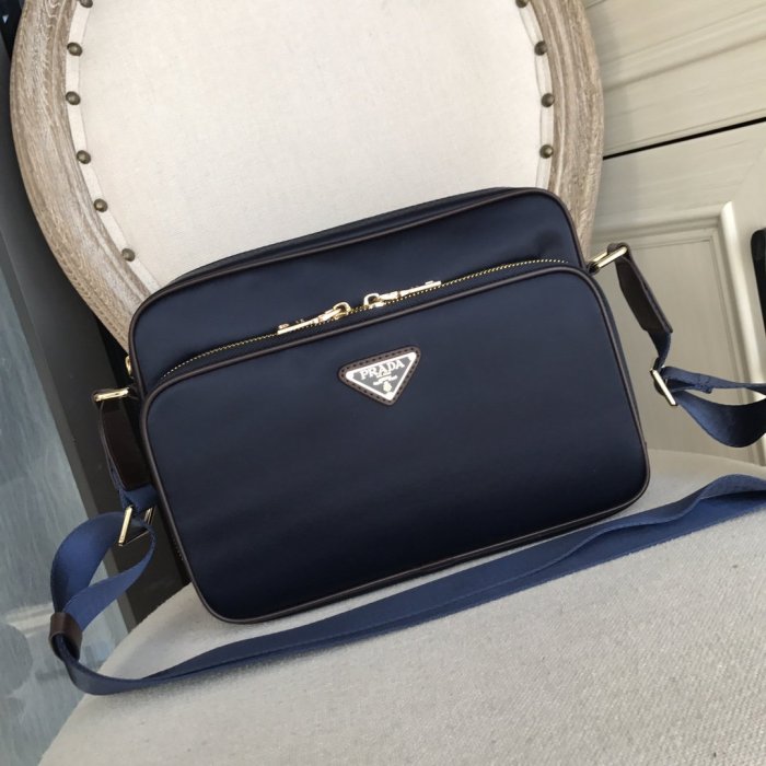 202201SS新作 Prada プラダ メンズ ショルダーバックスーパーコピー