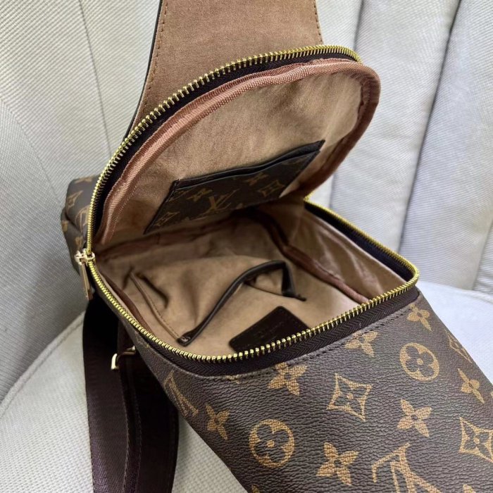 202201SS新作 Louis Vuitton ルイヴィトンメンズ ハンドバックスーパーコピー