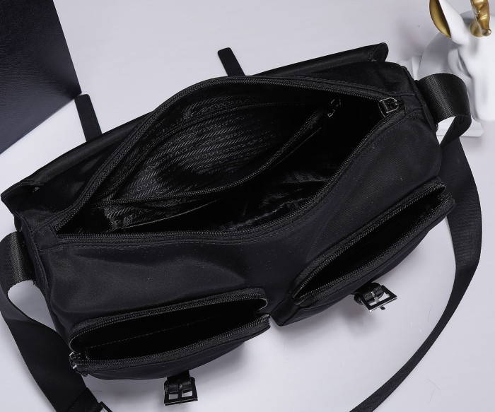202201SS新作 Prada プラダ メンズ ショルダーバックスーパーコピー